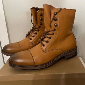 J75 #CYLINDER DR (TAN) Men 10 w/Box (ONLY WORN ONCE)